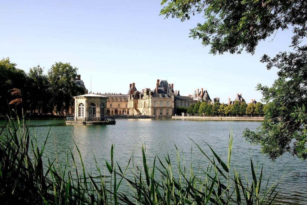 Le Cosy - 2 Pers - Hyper Centre De Fontainebleau Daire Dış mekan fotoğraf